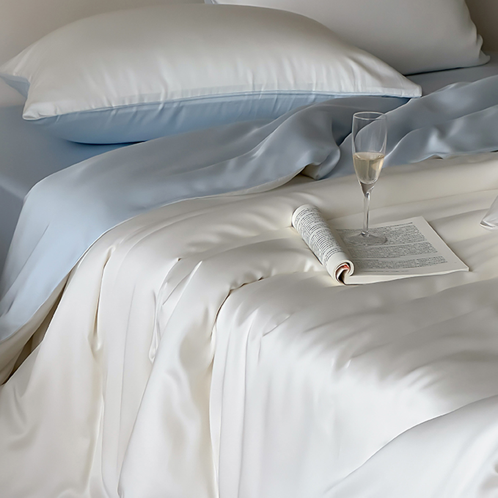 Liv-Esthete 100% Silk Duvet Co - Skincare Skin 1004 บทวิจารณ์และราคา